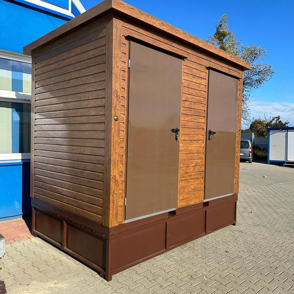 Sanitärcontainer mit Fäkalientank