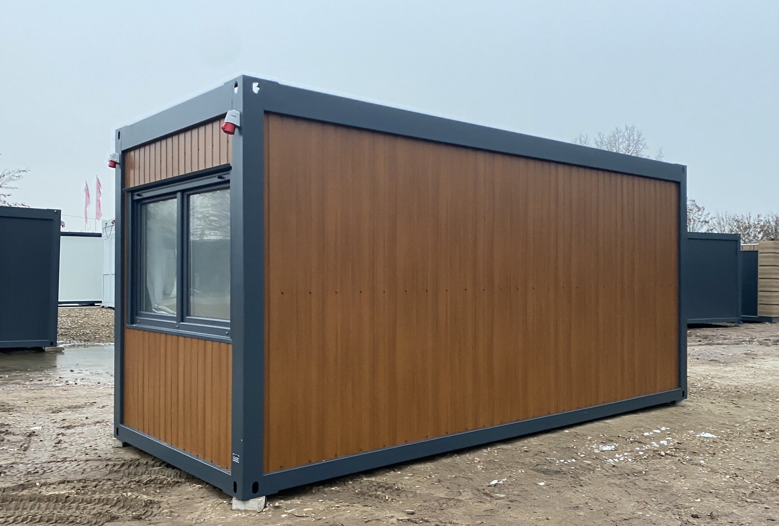 Stapelbarer Premium-Bürocontainer 6,00 x 2,43 m