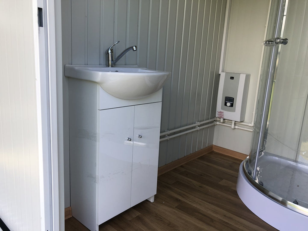 Sanitärcontainer - WC + Dusche + Spülkasten