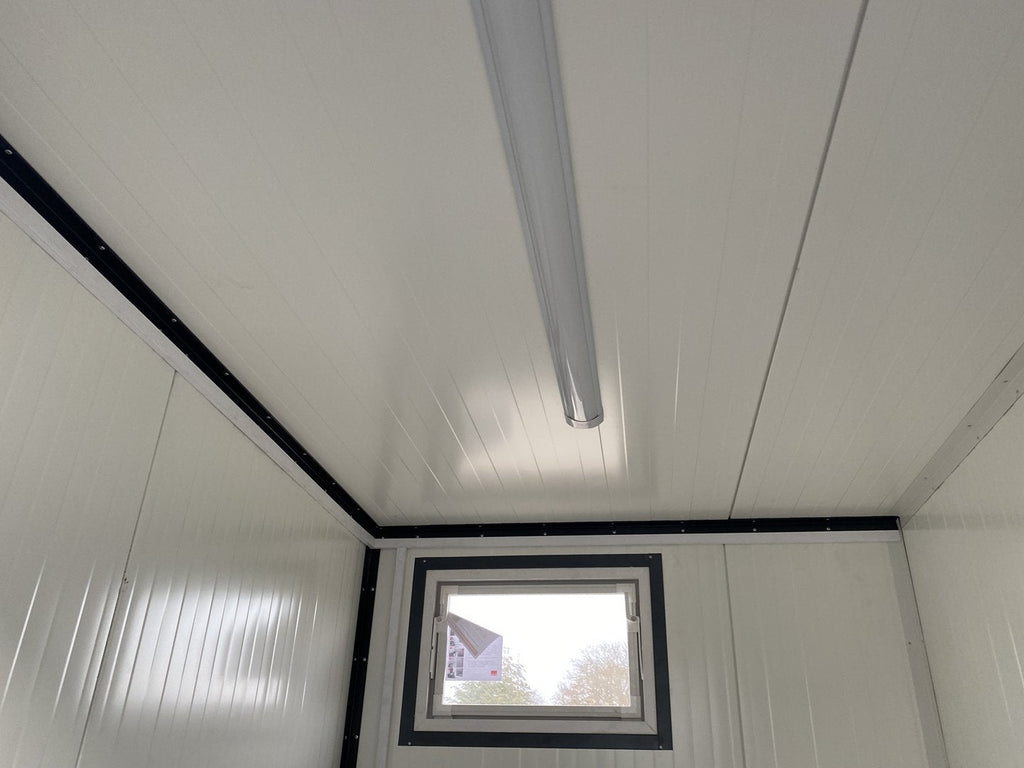 Doppel-Sanitärcontainer 3,00 x 2,00 m