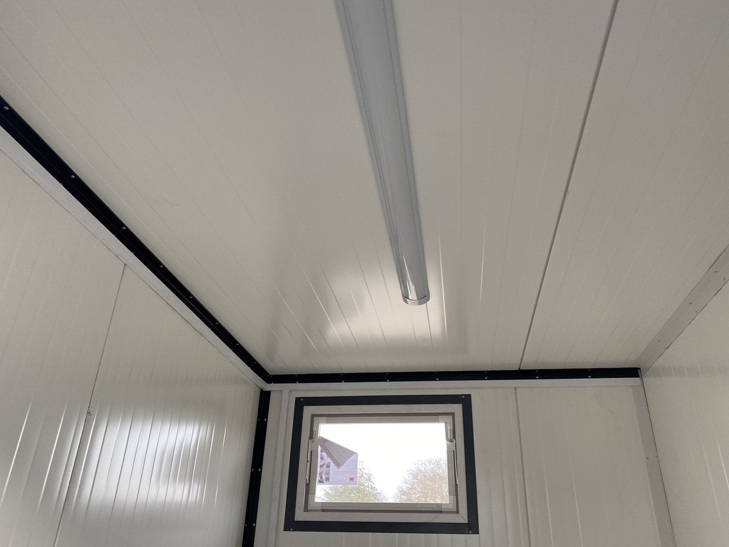 Doppel-Sanitärcontainer 3,00 x 2,00 m