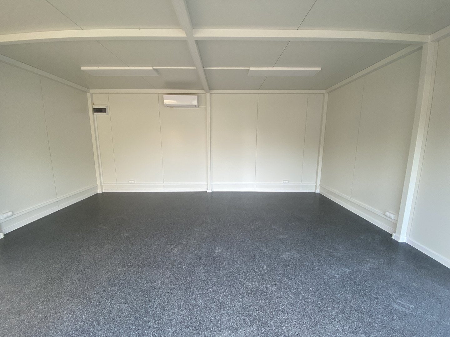 Bürocontainer Typ "London" 6,00 x 5,00 m