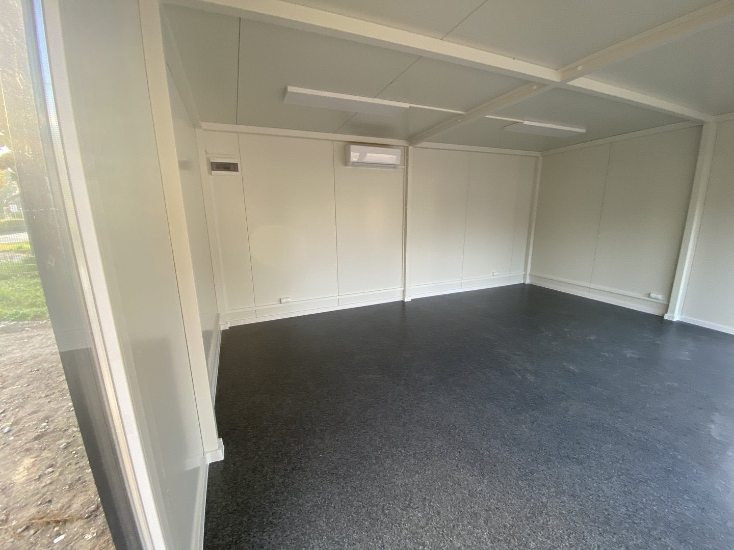 Bürocontainer Typ "London" 6,00 x 5,00 m
