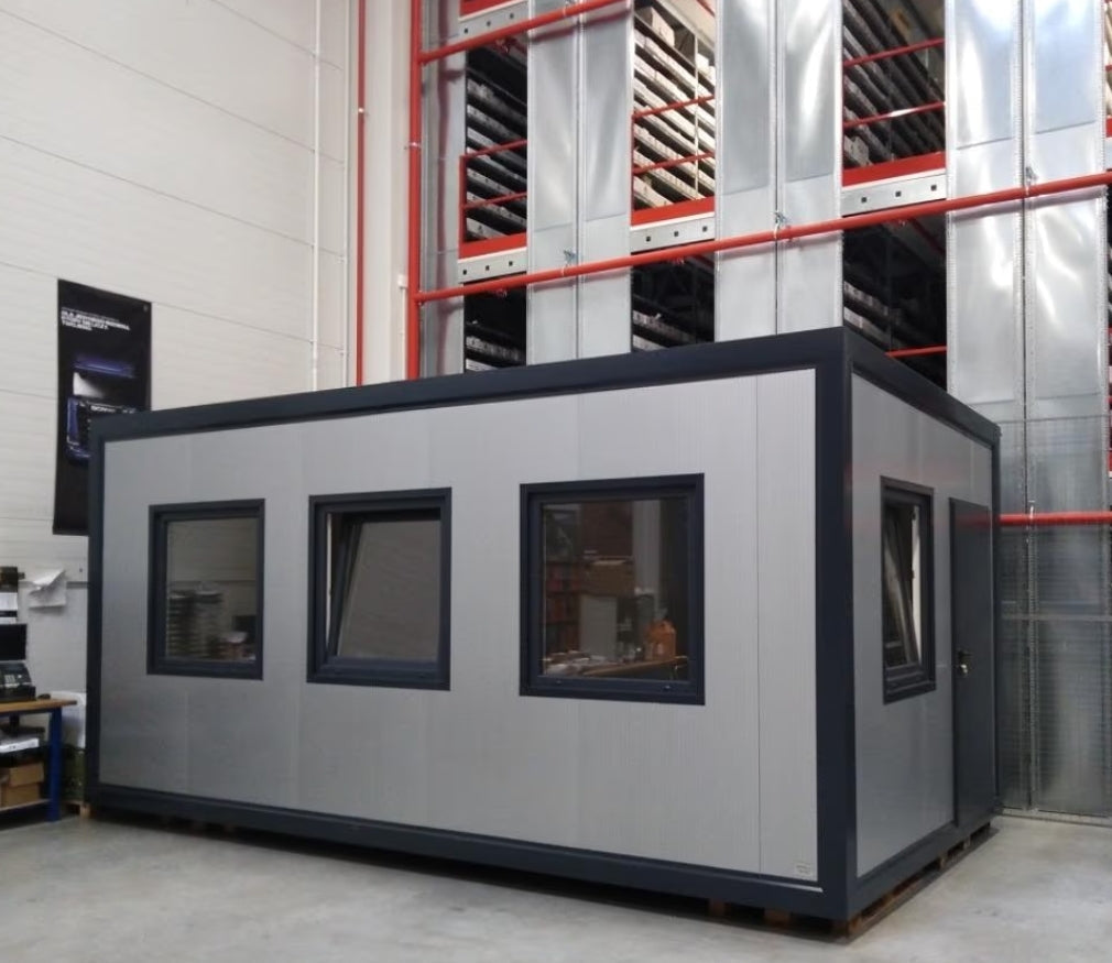 GEBRAUCHTER 20-FUẞ-BÜROCONTAINER (ABM. 6,00 X 2,5)