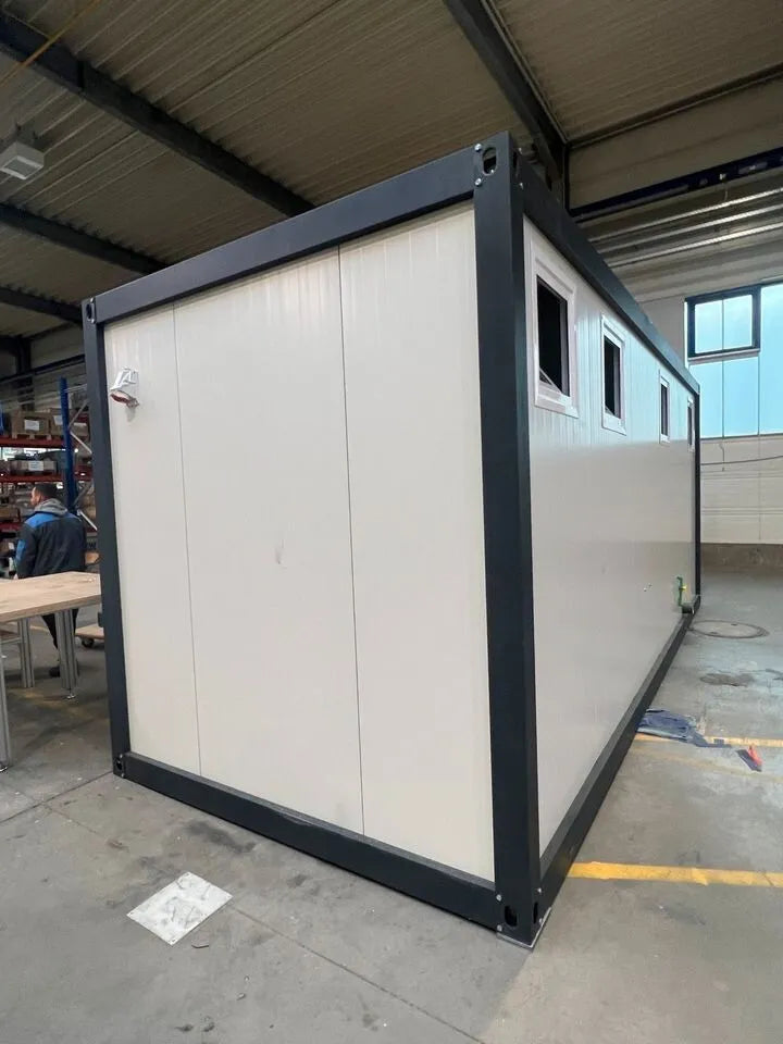 Sanitärcontainer: Villex Sanitary Plus Cube Weiß 6,0 x 2,4 x 2,6 m
