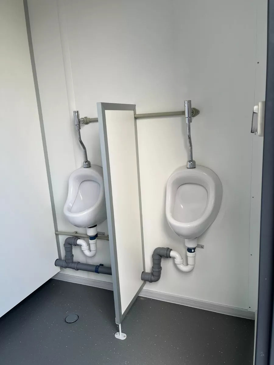 20-Fuß-Sanitärcontainer D / H / Rollstuhlfach