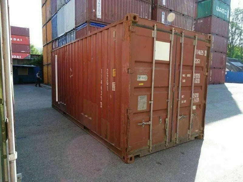 GEBRAUCHTER 20-FUß-SEEVERSANDCONTAINER (INKL. MWST.)